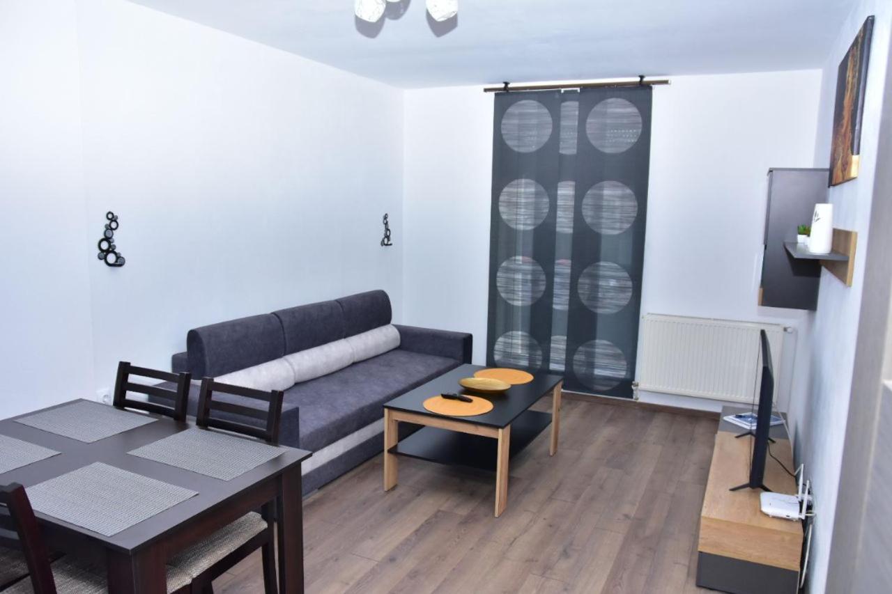 Apartament Dabe Hd Χουνεντοάρα Εξωτερικό φωτογραφία