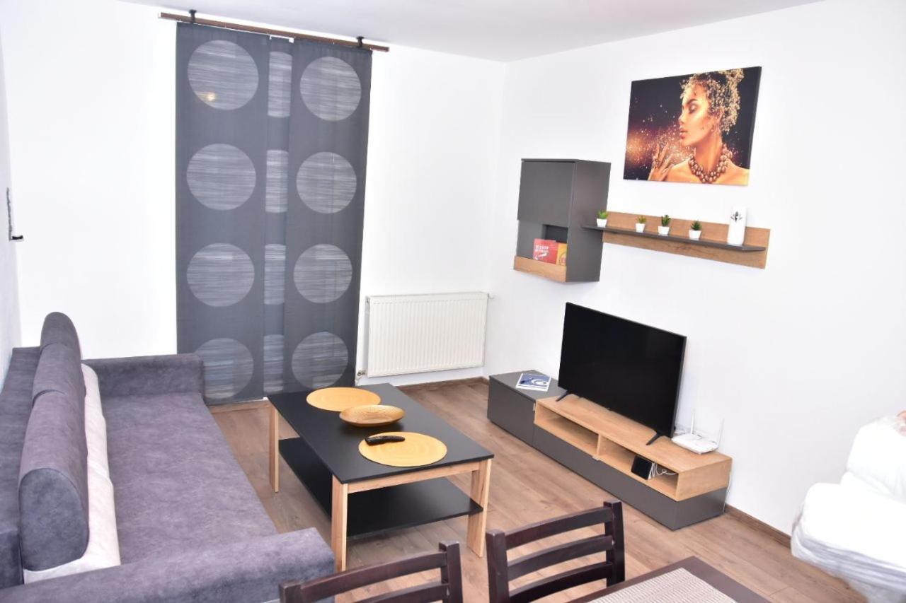 Apartament Dabe Hd Χουνεντοάρα Εξωτερικό φωτογραφία