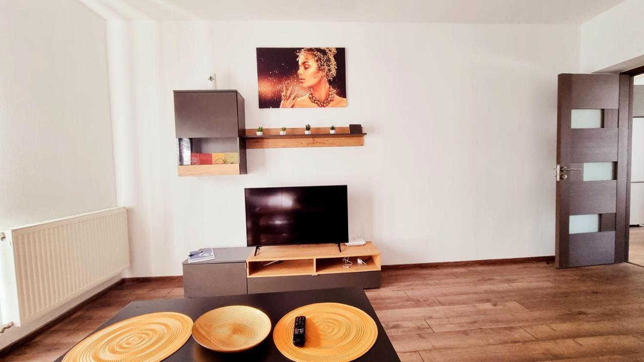 Apartament Dabe Hd Χουνεντοάρα Εξωτερικό φωτογραφία